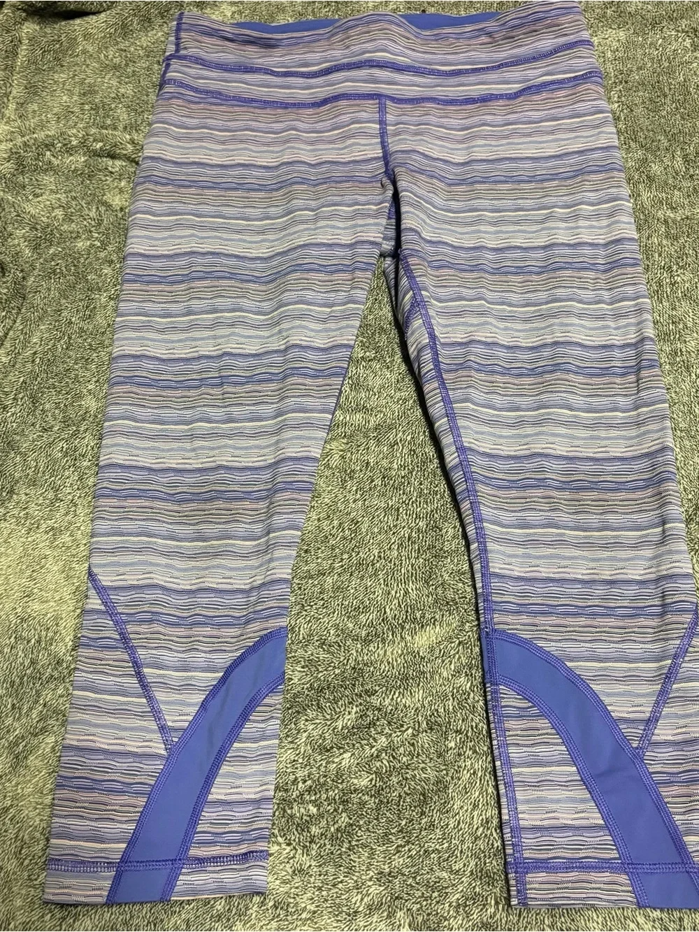 lululemon athletica Lavender Striped Capri Leggings